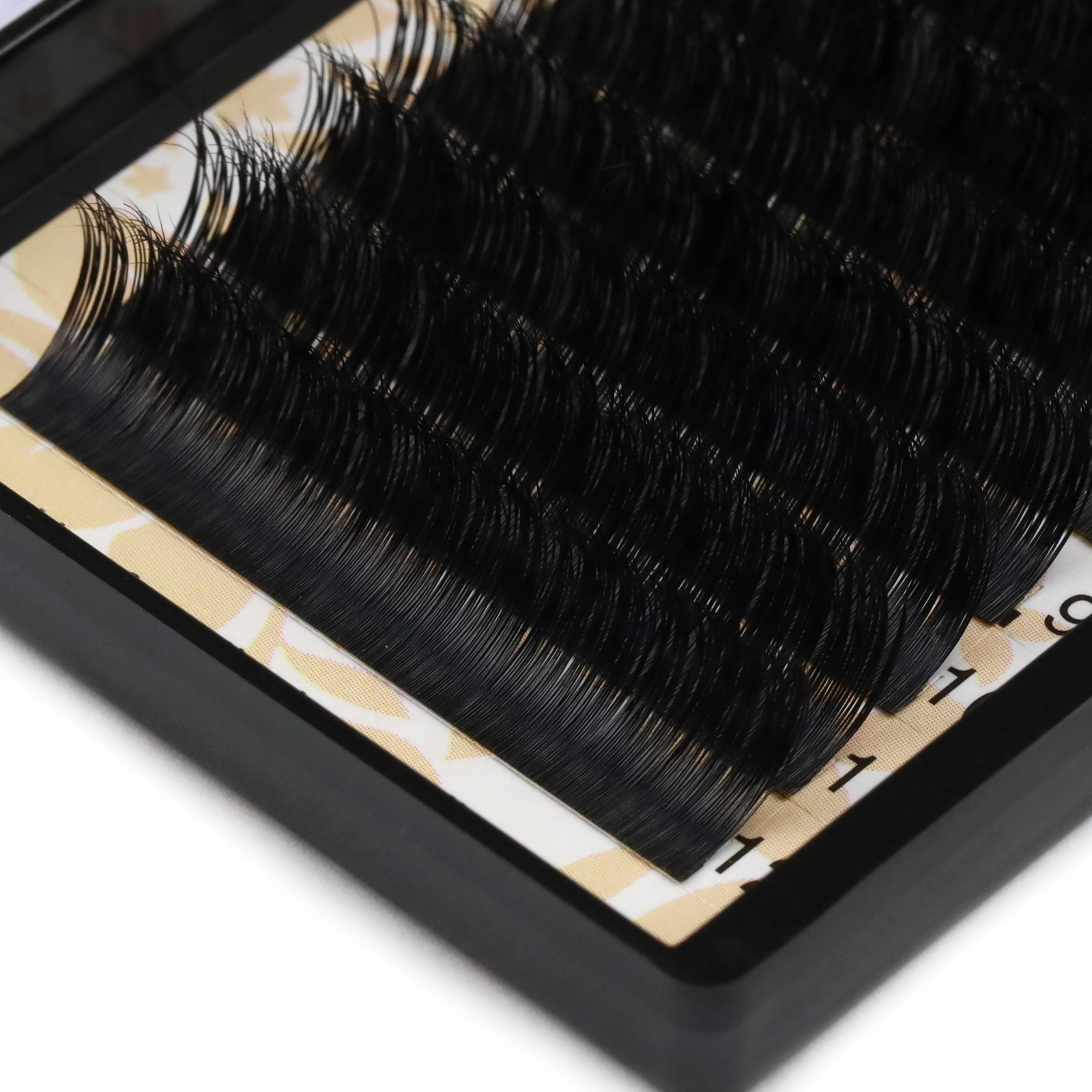 2021 High Quality 100% Real Mink Fur Eyelash Extensions with Customized Package in Canada